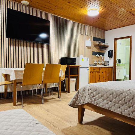 Apartmany Vinné 外观 照片