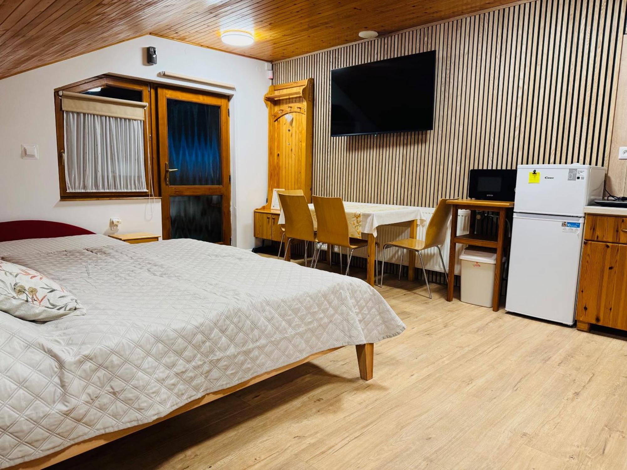 Apartmany Vinné 外观 照片