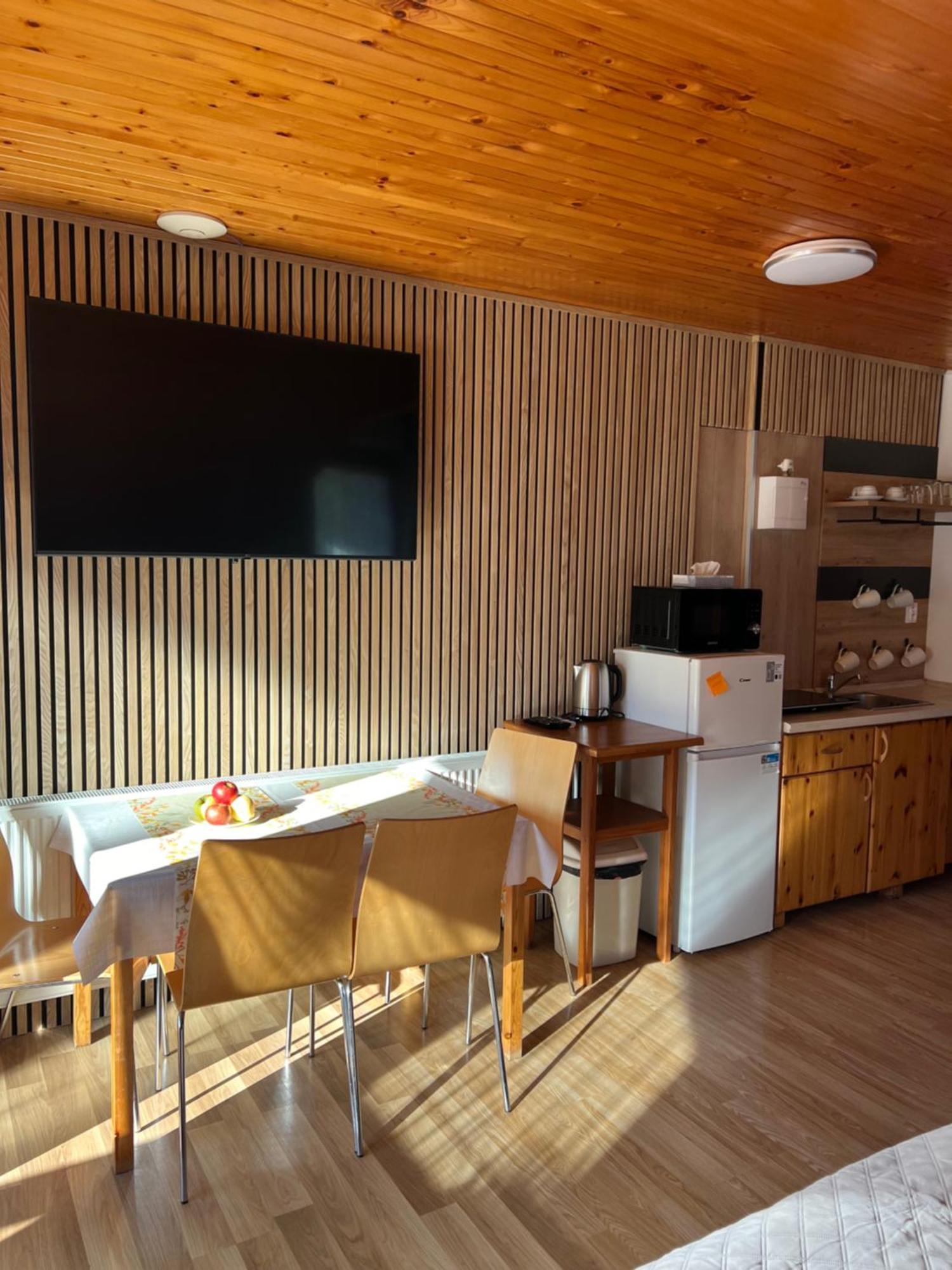 Apartmany Vinné 外观 照片