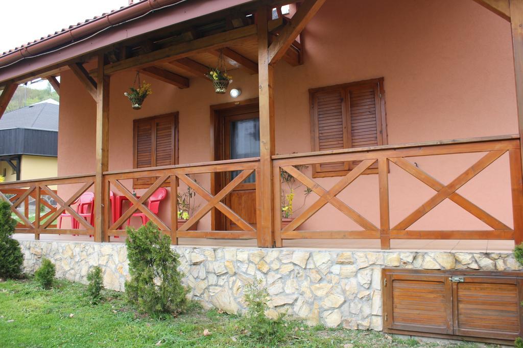 Apartmany Vinné 外观 照片